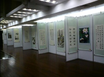 八棱柱標(biāo)準(zhǔn)展板租賃銷(xiāo)售